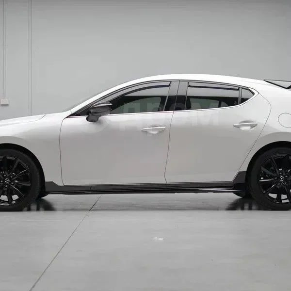 Комплект обвеса на Mazda 3 BP